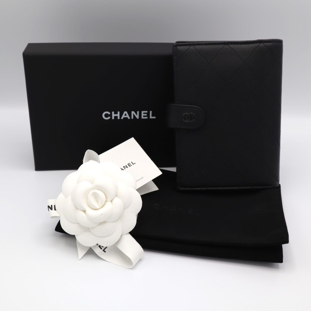 CHANEL パスケース